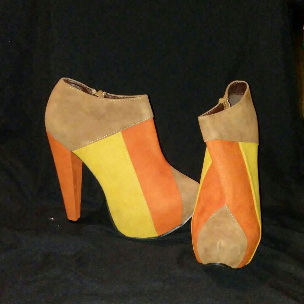 Tan suede 4 inch platform  ankle boot by Liliana